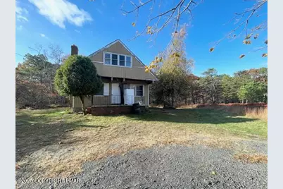  491 Mallard Lane, Bushkill, PA 18324 - Photo 1