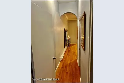  101 N Jardin Street, Shenandoah, PA 17976 - Photo 9