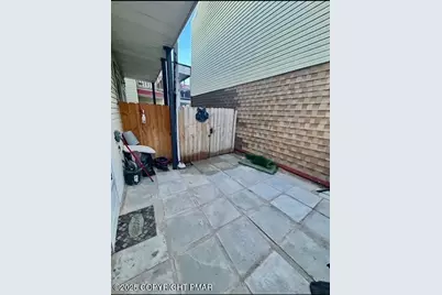  101 N Jardin Street, Shenandoah, PA 17976 - Photo 19