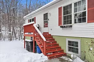 121 St Moritz Ct, Henryville, PA 18332 - Photo 3