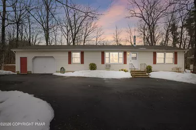  1107 Mink Trail, Bushkill, PA 18324 - Photo 1