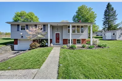  110 Barn Owl Way, East Stroudsburg, PA 18301 - Photo 1