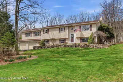  1177 N Rocky Mountain Drive, Effort, PA 18330 - Photo 1