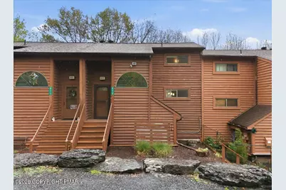  612 Mountain View Way, Bushkill, PA 18324 - Photo 1