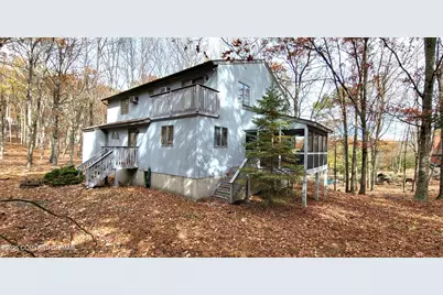  130 Bellingham Drive, Bushkill, PA 18324 - Photo 1