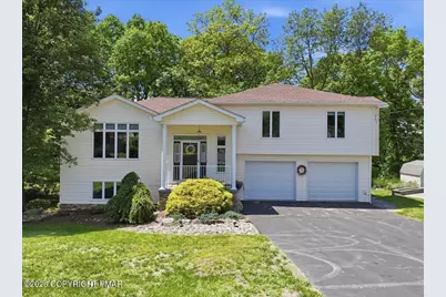  240 Oxford Circle, Stroudsburg, PA 18360 - Photo 1