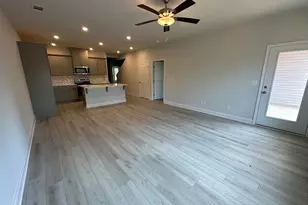 1085 Primrose Dr, North Augusta, SC 29860 - Photo 9