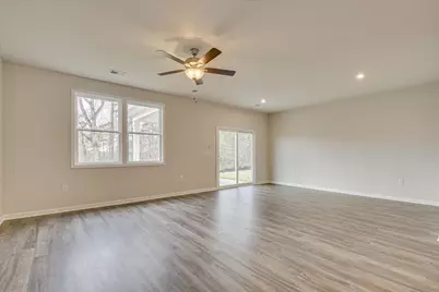 4427 Hartshorn Circle, Aiken, SC 29801 - Photo 9