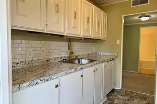 609 Hillcrest Dr, Thomson, GA 30824 - Photo 7