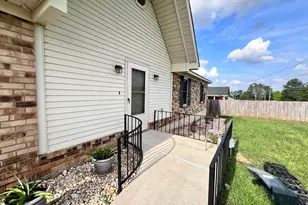 2554 Tara Heights Cir, Augusta, GA 30906 - Photo 5