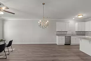 1016 Rosendale Dr, Hephzibah, GA 30815 - Photo 9