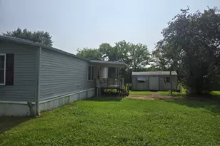 1667 Eden Hall Rd, Bradley, SC 29819 - Photo 9