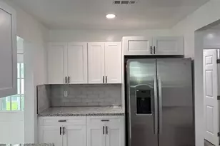 875 Earle St, Thomson, GA 30824 - Photo 15