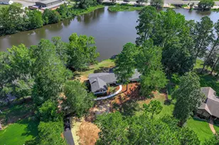 118 Lake Bluff Dr, Waynesboro, GA 30830 - Photo 3