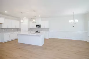 1077 Berkley Ct, Thomson, GA 30824 - Photo 11