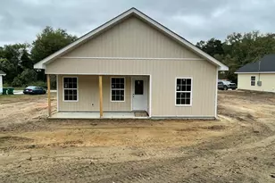 627 Clary St, Thomson, GA 30824 - Photo 3