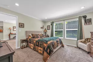 152 Ridgelake Cir, Saint Matthews, SC 29135 - Photo 15