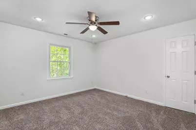 614 W Lakeside, Aiken, SC 29803 - Photo 45