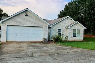 4661 Turning Leaf Dr, Gillsville, GA 30543 - Photo 3