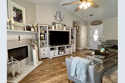 4661 Turning Leaf Drive, Gillsville, GA 30543 - Photo 9