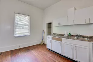 216 Circle St, Edgefield, SC 29824 - Photo 11