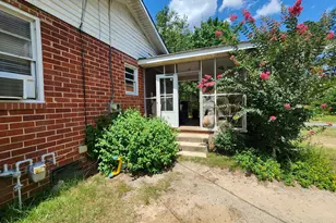 304 Fleming St, Wrens, GA 30833 - Photo 3