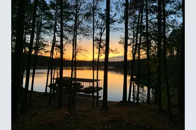 907 Patriots Point Point, McCormick, SC 29835 - Photo 5