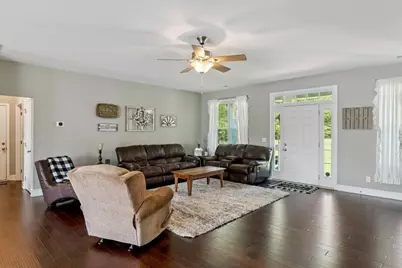 1609 Rock House Road, Greenwood, SC 29646 - Photo 11