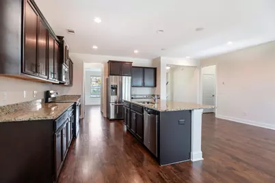 105 Grimsby Road, Savannah, GA 34107 - Photo 11