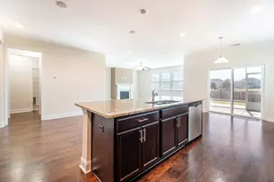 105 Grimsby Rd, Savannah, GA 34107 - Photo 9