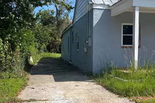 1121 Sharpes Ln, Augusta, GA 30901 - Photo 3