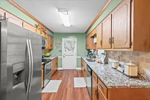 1264 Marks Church Rd, Augusta, GA 30909 - Photo 13