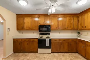 420 King Ln, Thomson, GA 30824 - Photo 11