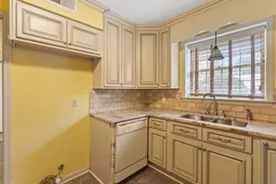 1010 Hickman Rd, Augusta, GA 30909 - Photo 9