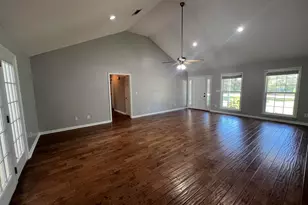 338 Devonshire Dr, Thomson, GA 30824 - Photo 5