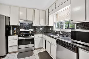 5969 Bretton Woods Dr, Lithonia, GA 30058 - Photo 11