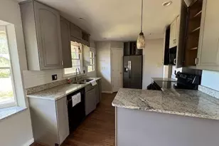 329 W Railroad Ave, Batesburg-Leesville, SC 29006 - Photo 3