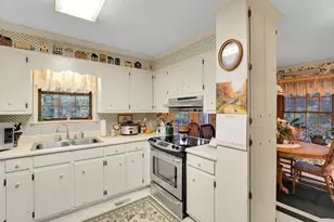 335 Saddletree Ln, Martinez, GA 30907 - Photo 9