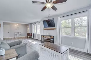 414 N Thompson St, Wrens, GA 30833 - Photo 11