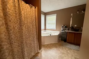 106 Heddy Rd, Greenwood, SC 29646 - Photo 13