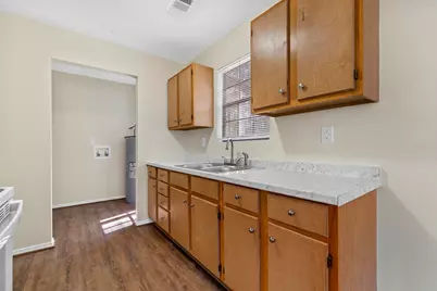 303 Transylvania Drive Drive, Sandersville, GA 31082 - Photo 11