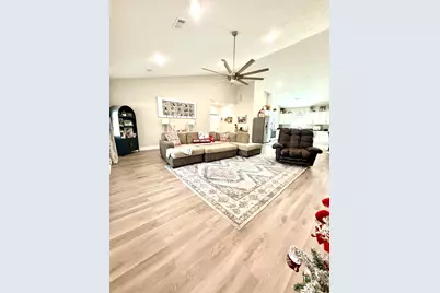 169 E Sheppard Street, Stapleton, GA 30823 - Photo 9