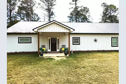 169 E Sheppard Street, Stapleton, GA 30823 - Photo 1