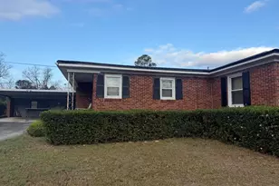 403 Calhoun St, Swainsboro, GA 30401 - Photo 5