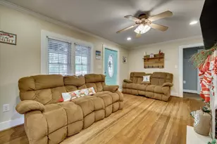 336 Wigfall St, Edgefield, SC 29824 - Photo 13