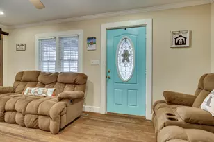 336 Wigfall St, Edgefield, SC 29824 - Photo 11