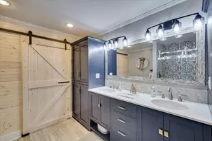 336 Wigfall St, Edgefield, SC 29824 - Photo 7