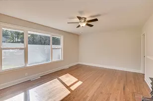 24 Erskine Ln, Aiken, SC 29803 - Photo 9