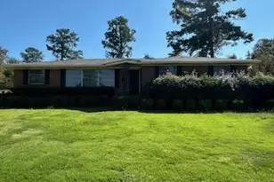 1135 Crestview Ave, North Augusta, SC 29841 - Photo 1