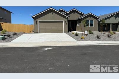 870 Agate Way, Fernley, NV 89408 - Photo 1